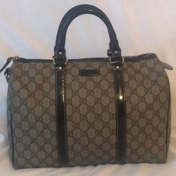Gucci Handbags - Gucci Bag